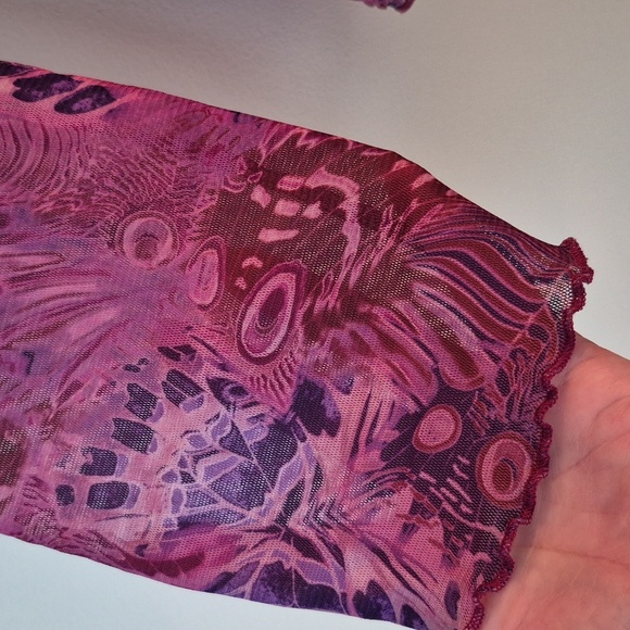 Vintage Y2K Twist Front Sheer Sleeve Lettuce Hem Top Fairy Core Whimsy Goth - Picture 4 of 6